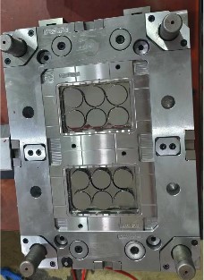 Cultivation board mold
