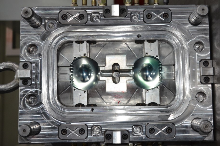 Low beam (convex mirror) mold
