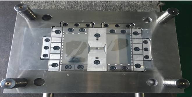 4.7 inch 0.3T light guide plate mold